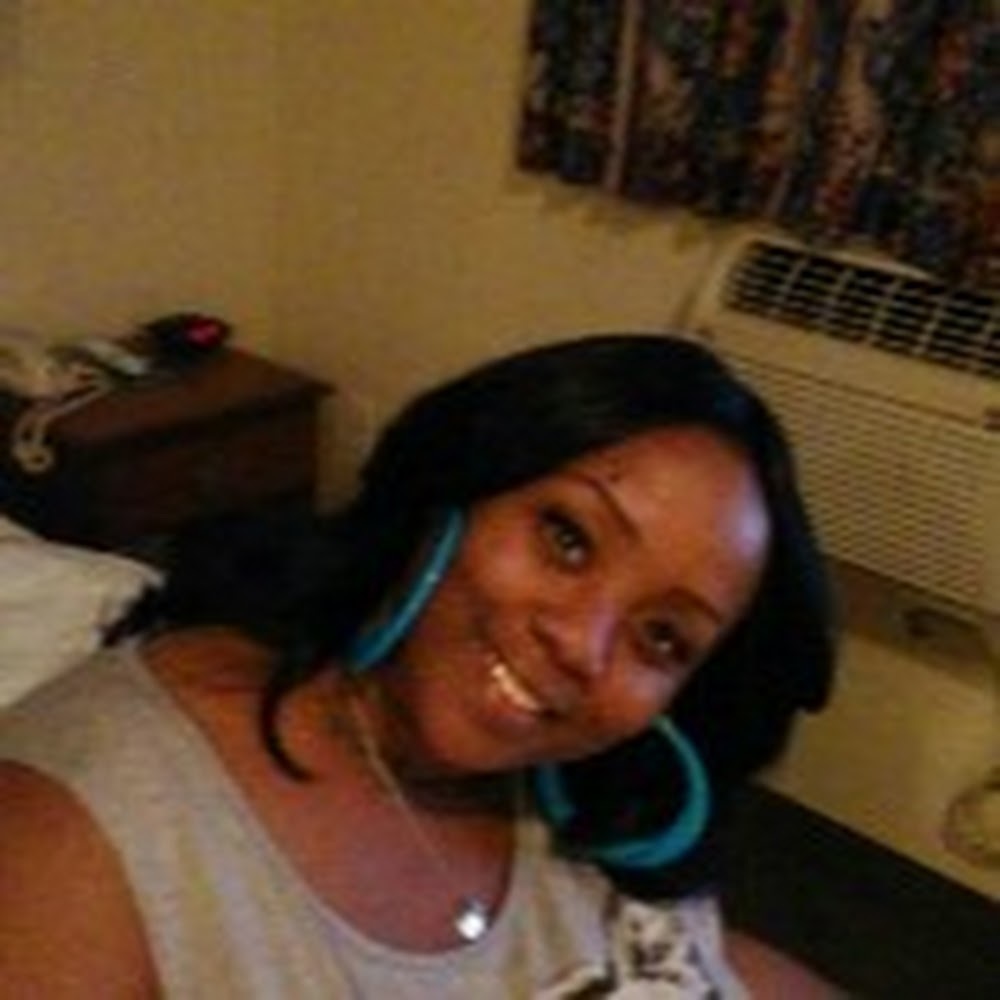 Meet your Posher, Lakisha